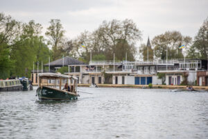 boat trip on the thames